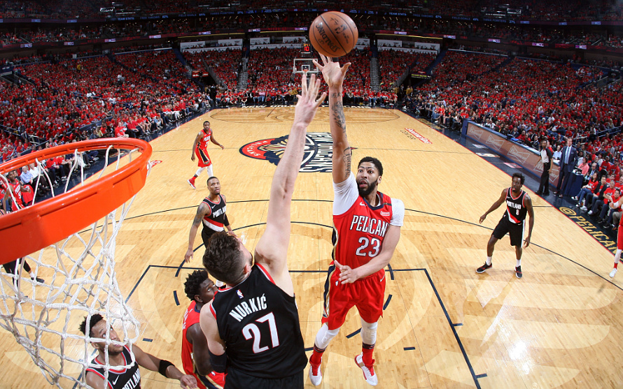 国王横扫鹈鹕，乔治·希尔爆发神勇的简单介绍