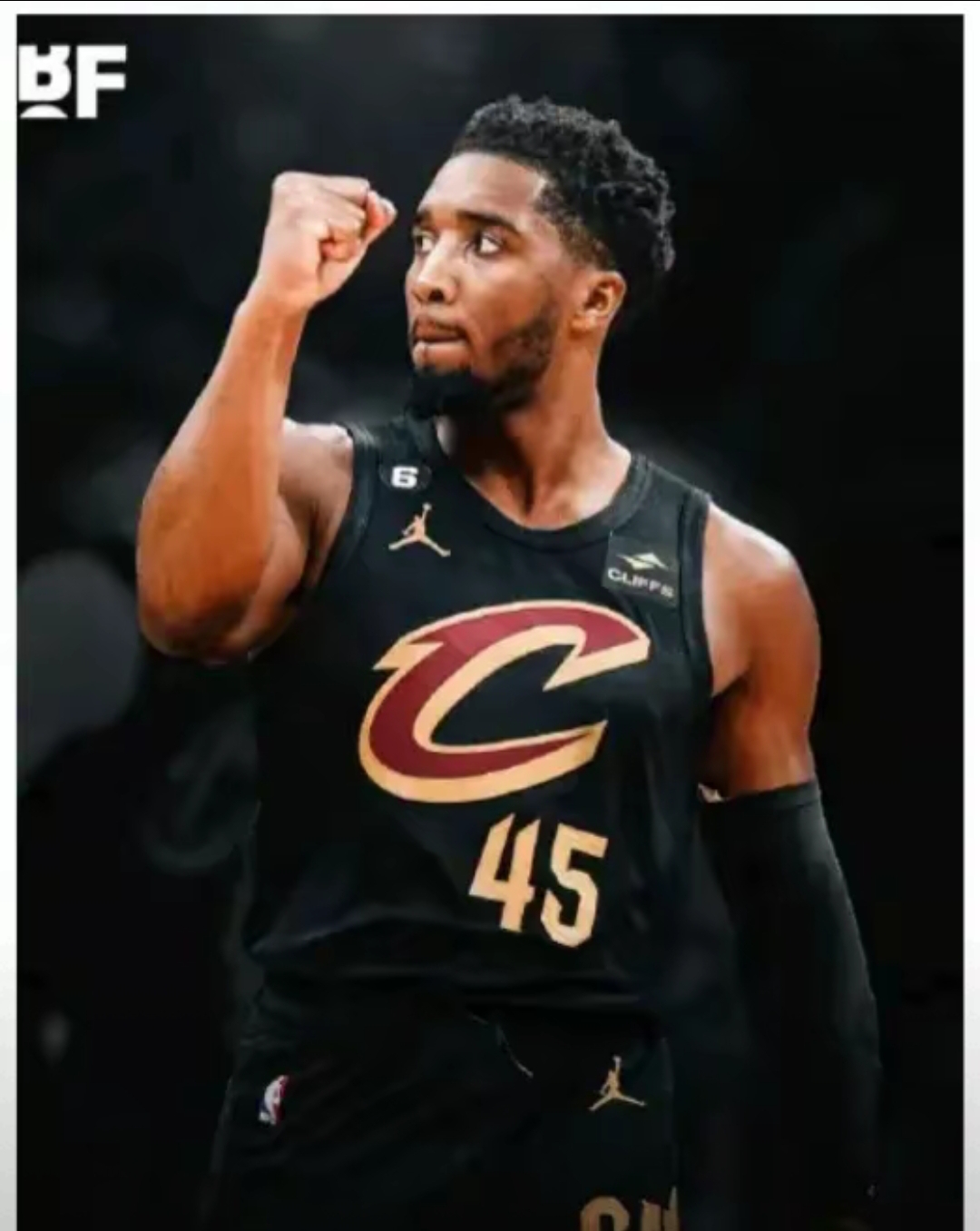 希腊男篮险胜美国男篮,米切尔爆发神勇的简单介绍 希腊男篮险胜美国男篮,米切尔爆发神勇的简单介绍