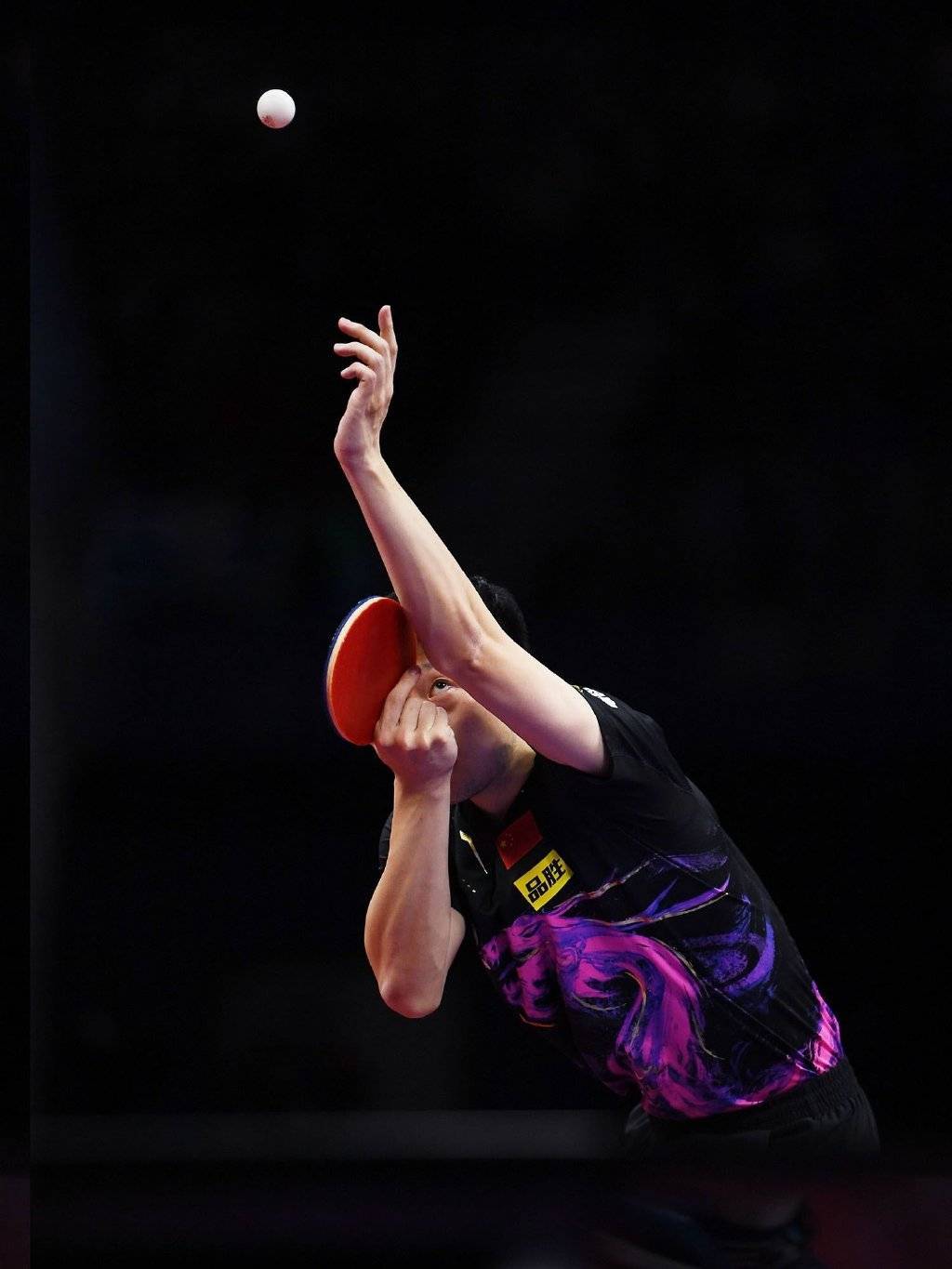 战术紧逼斩获宝贵三分，实力表现令人钦佩的简单介绍