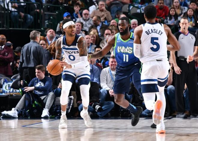 米兰体育官方网站-小牛队取得五连胜，客场战胜篮网队的简单介绍