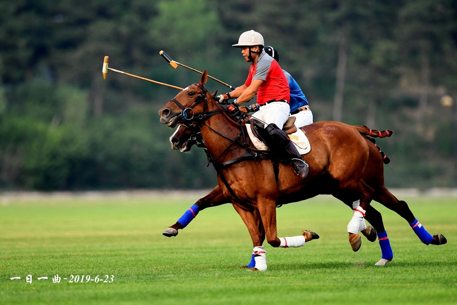 米兰体育下载-体育界传来一场轰动的球类比赛的简单介绍