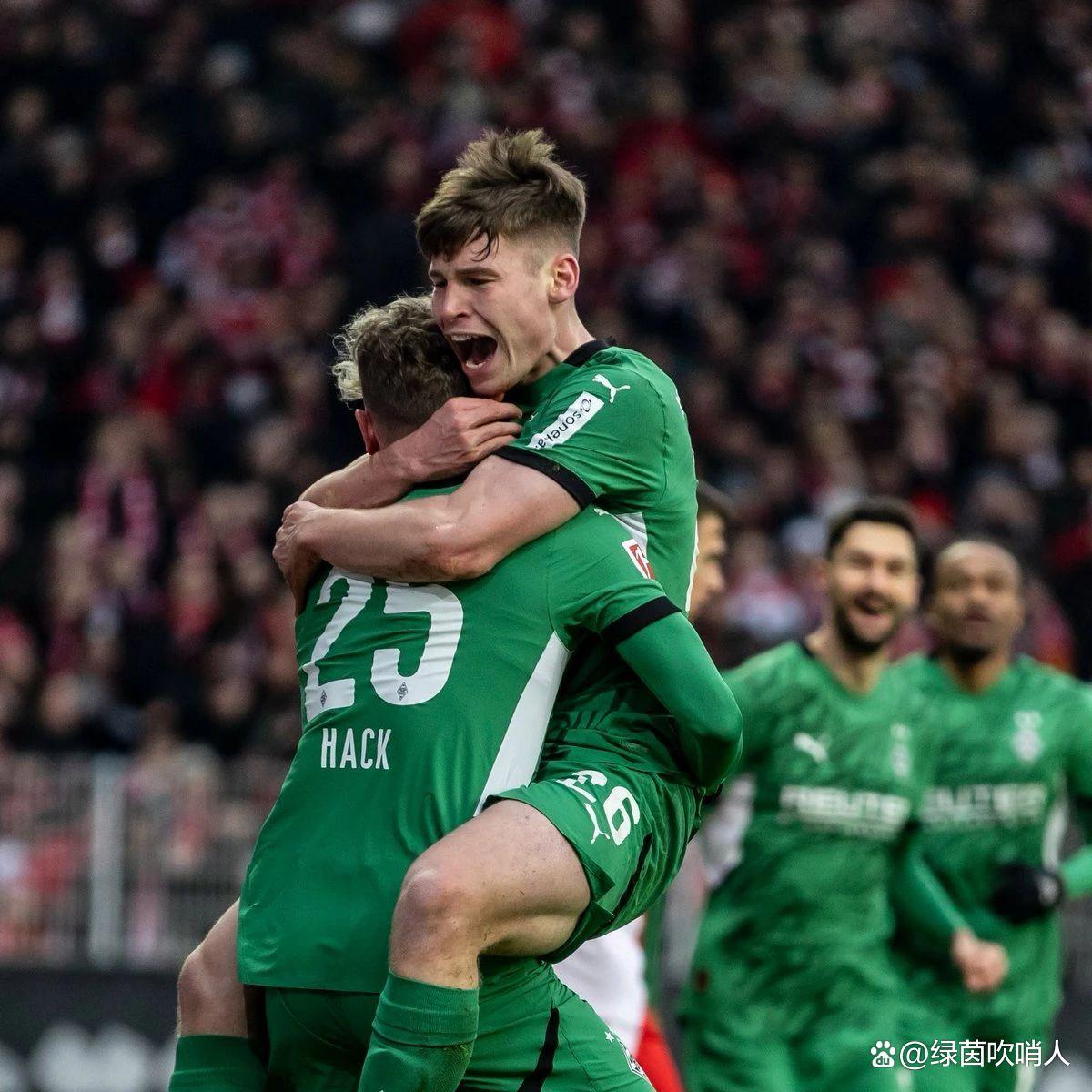 关于门兴改写历史，跻身德甲前列，合约续约关键球员！的信息