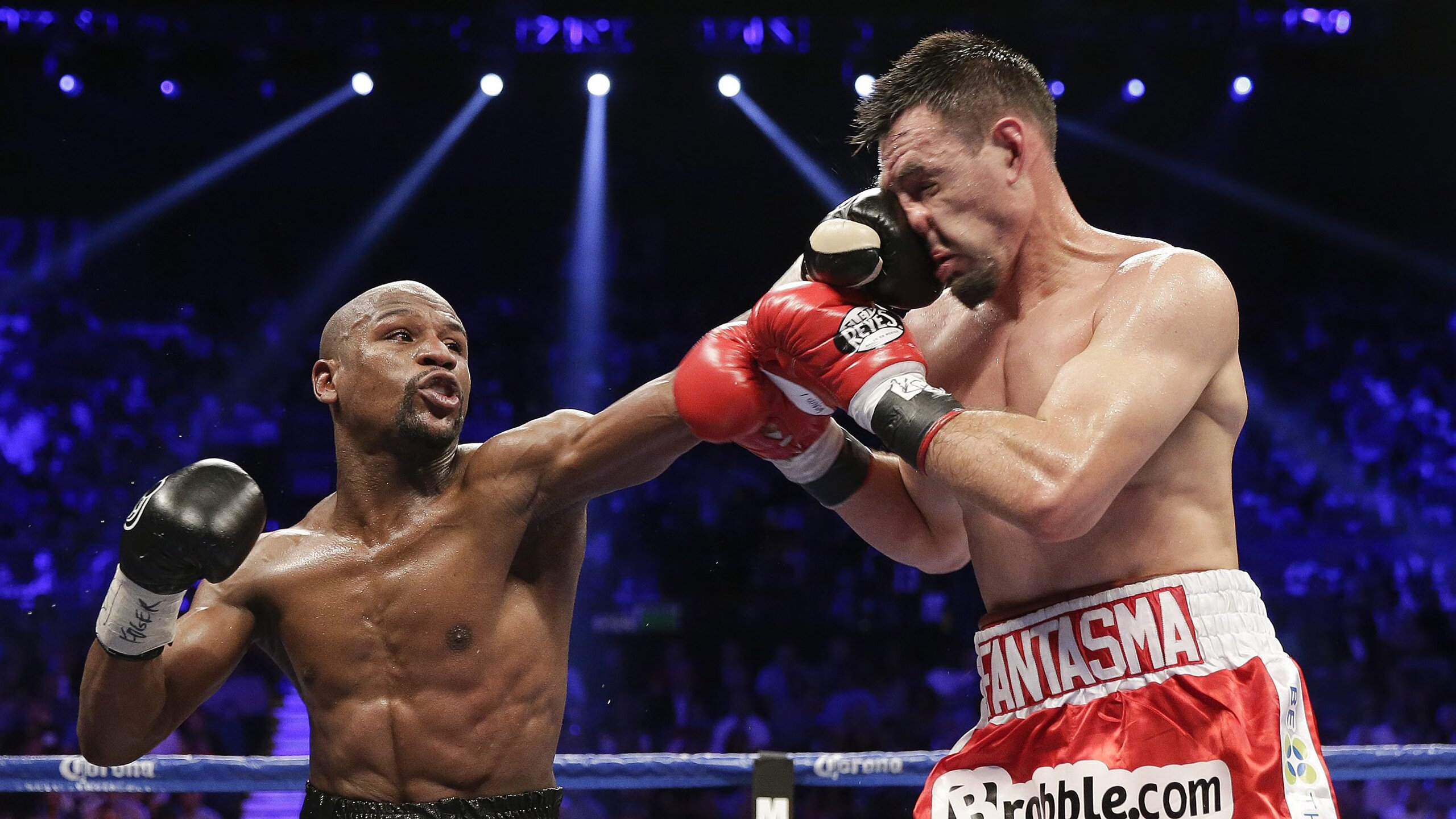 世界杯之夜，哈登的大场面先生本色